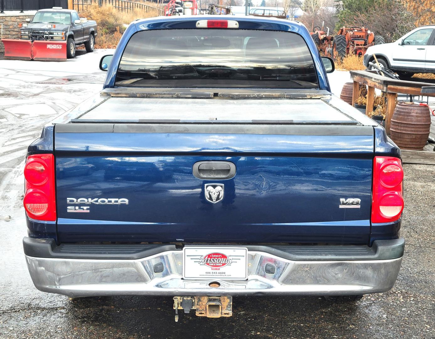 2006 Blue /Tan Dodge Dakota (1D7HW48N26S) with an 4.7L V8 engine, Automatic transmission, located at 450 N Russell, Missoula, MT, 59801, (406) 543-6600, 46.874496, -114.017433 - Great Running 4 Wheel Drive. Air. Cruise. Tilt. Power Windows and Locks. Power Drivers Seat. Newer Tires. Hard Cover over the Bed. - Photo#6